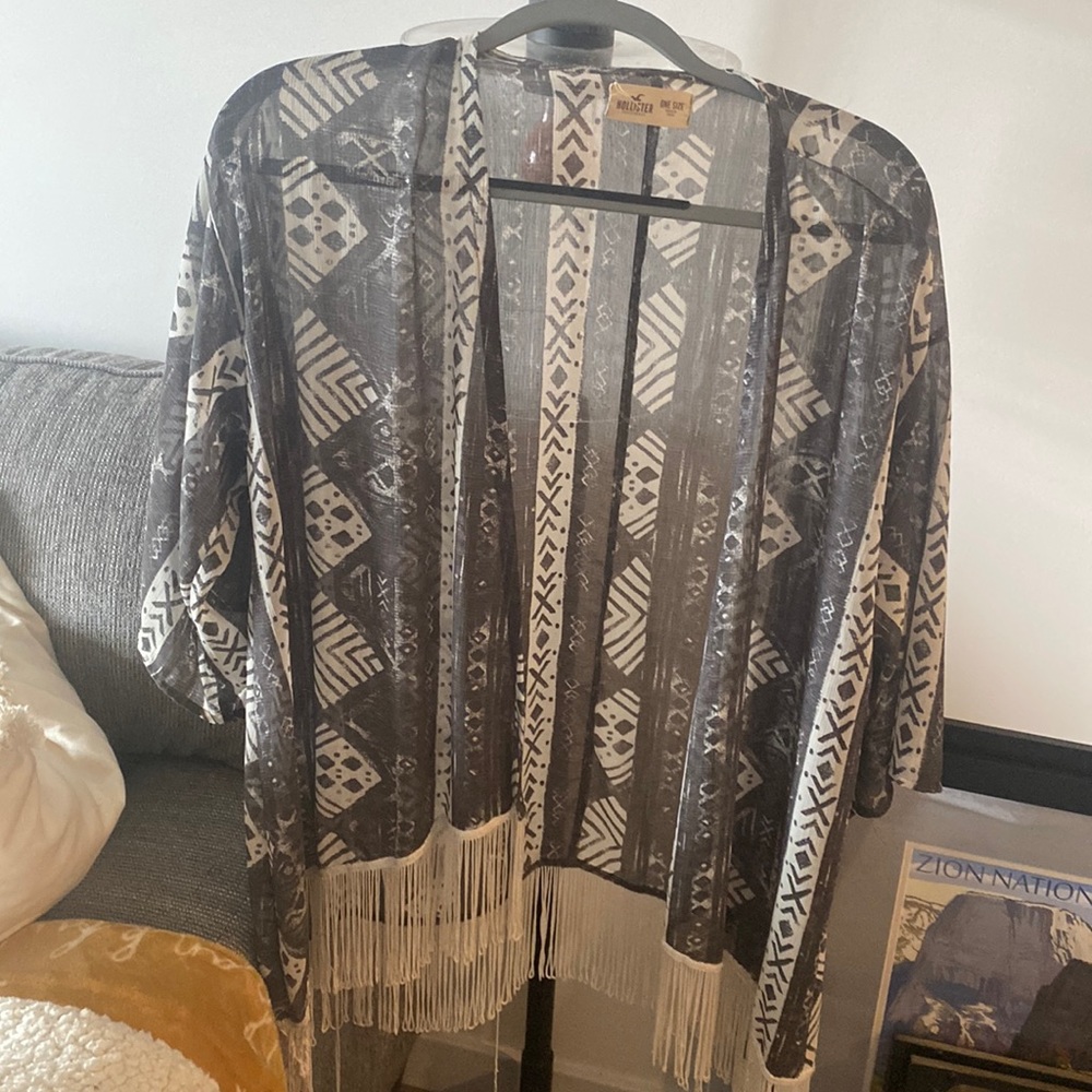 Hollister kimono/bathing suit cover up